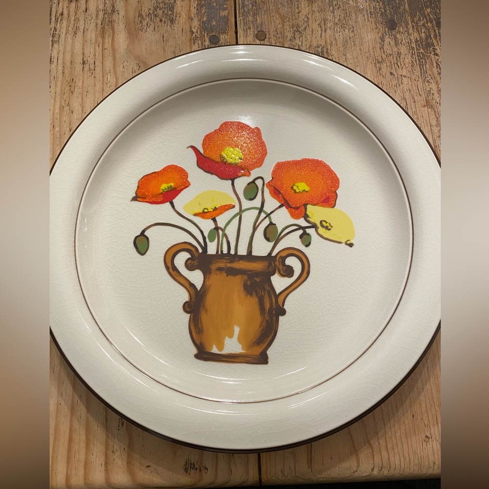 Arita poppies please Brush Strokes 4821 Japan Plate 12.5”